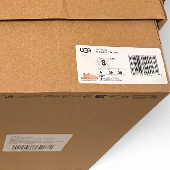 NEW Ugg Goldenstar Clogs in Sand - Picture 6 of 6